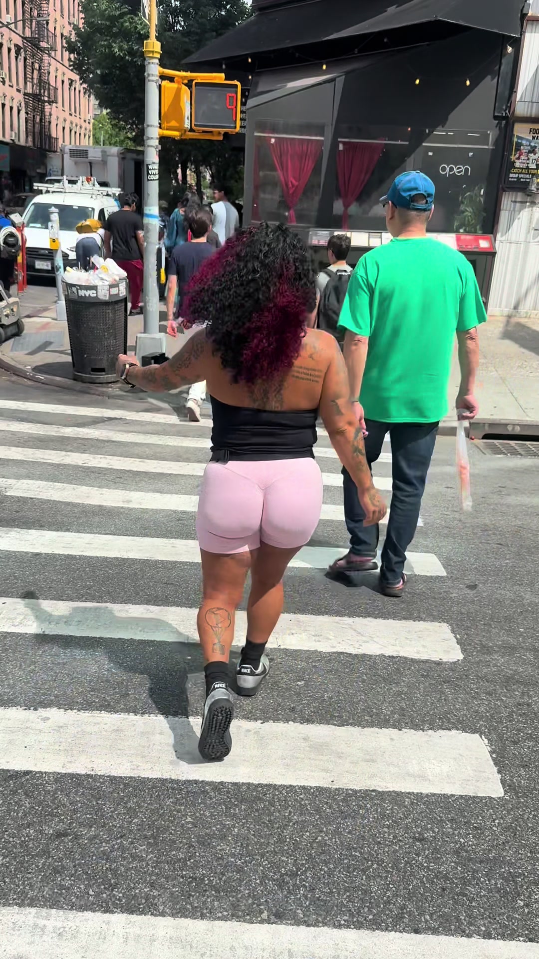 @ShhmoneyCurl