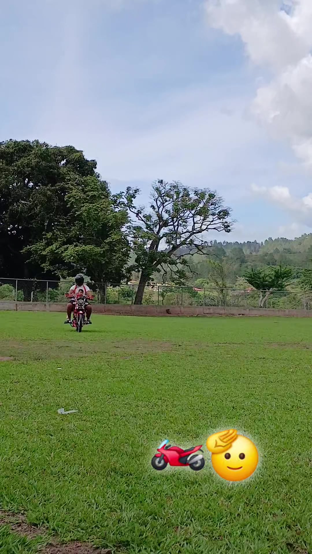 @LidiaSolís504🇭🇳