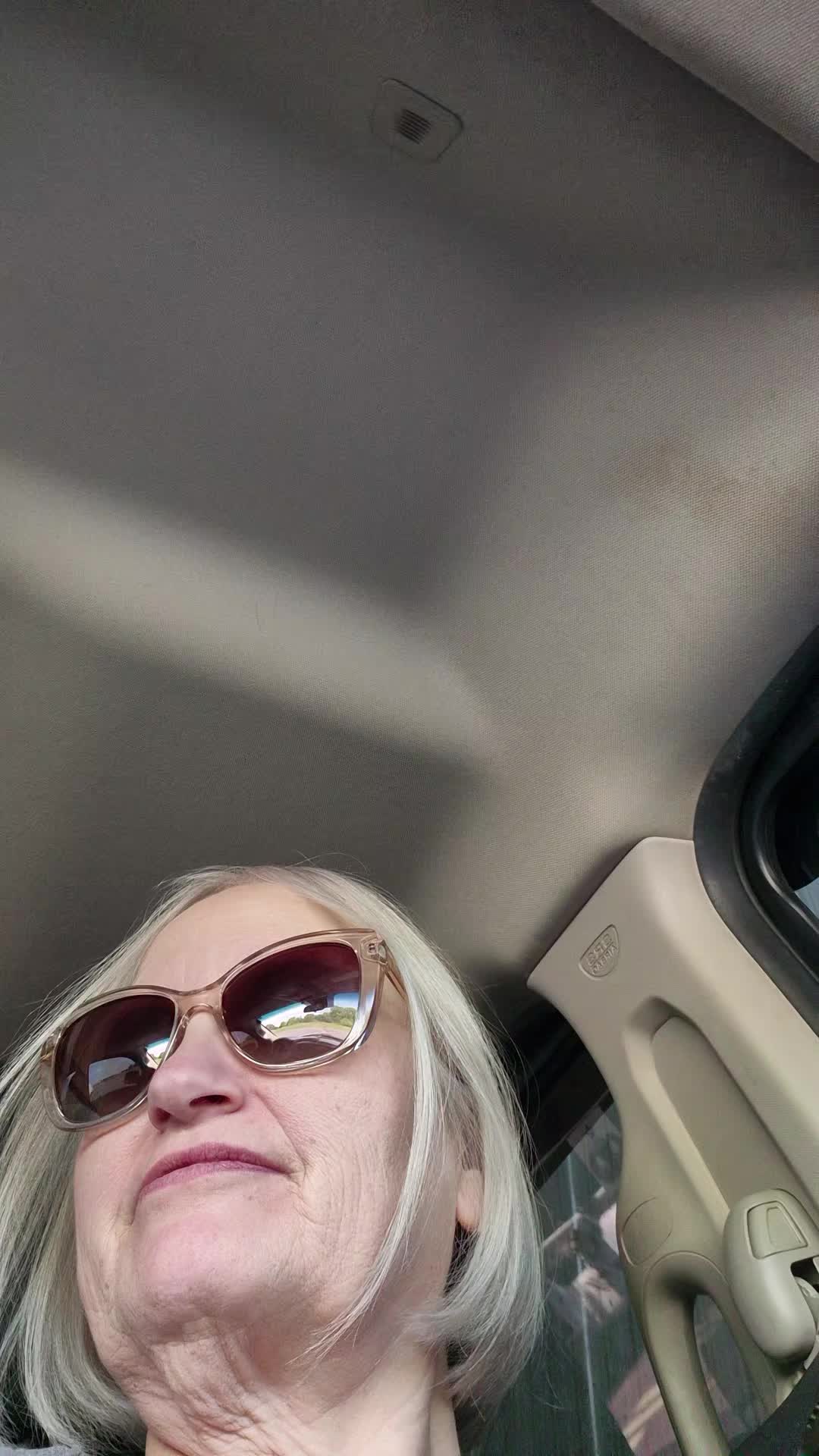 @Sheri Sloskey ❌️