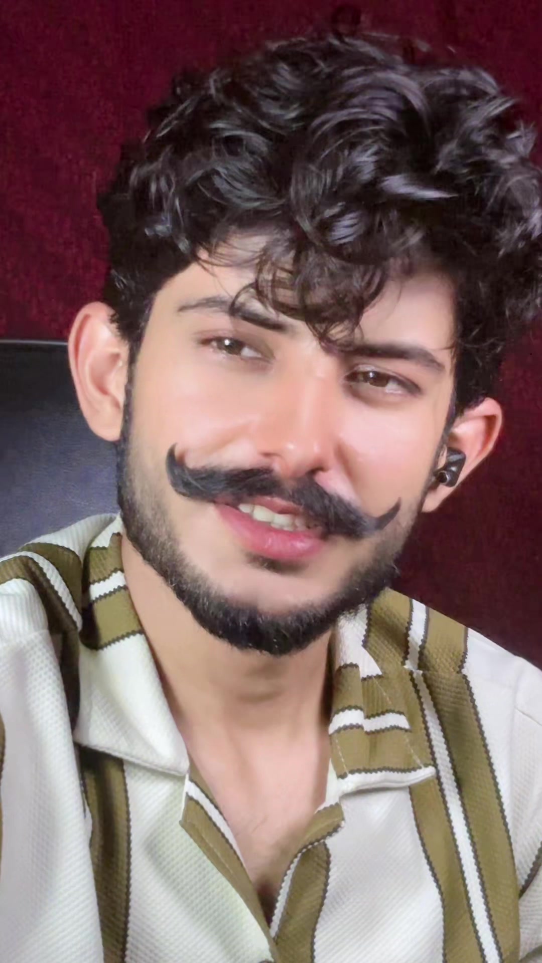 @𝗔𝗱𝗲𝗲𝗯 𝘼𝙛𝙞𝙚