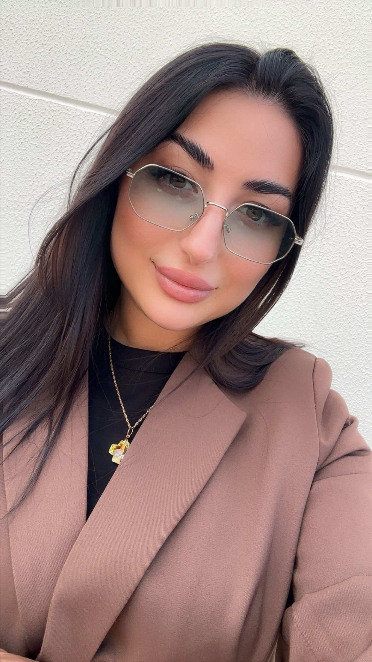 @Laura 🇺🇦+&hearts;️☀️💚
