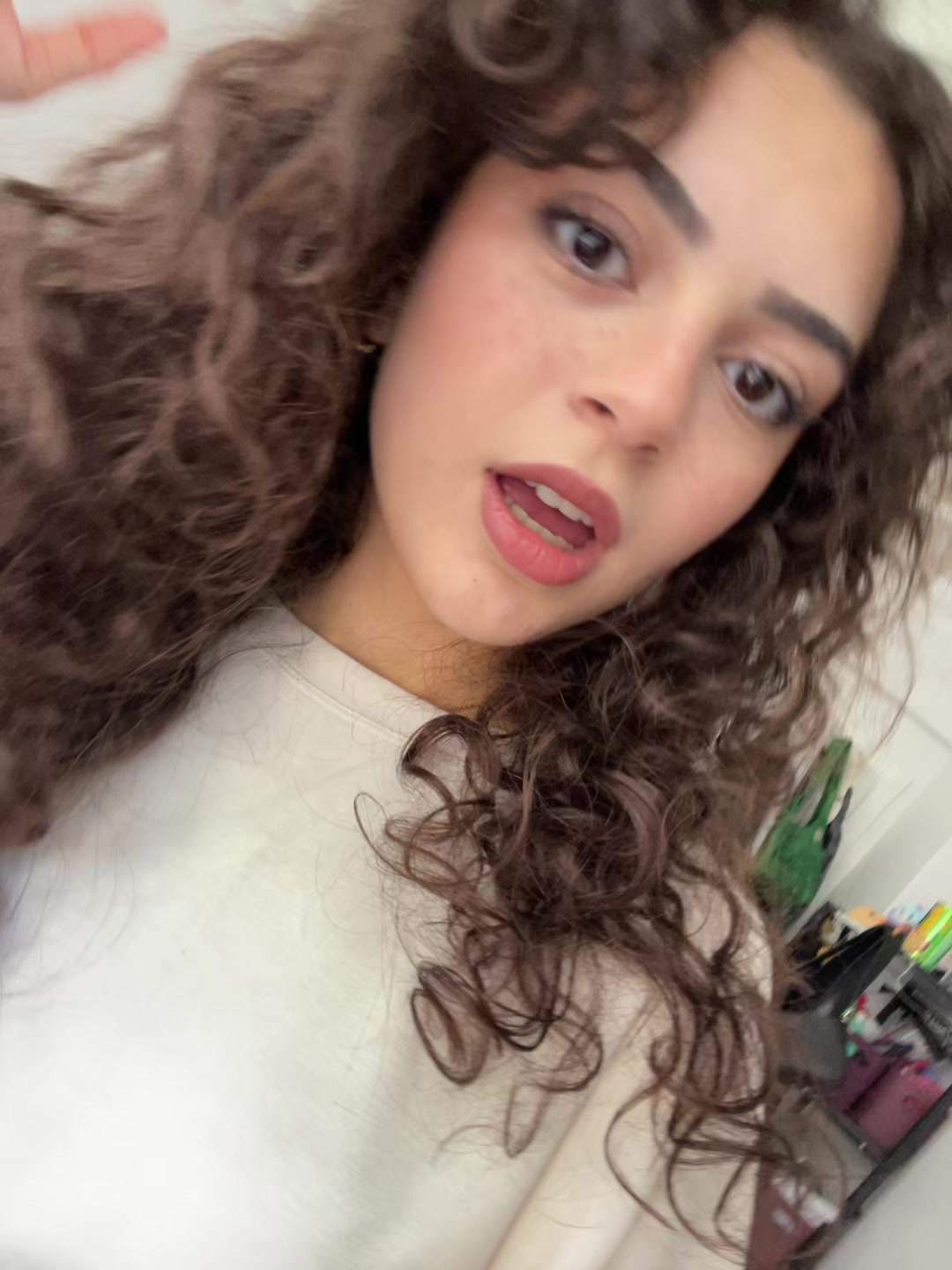 @B&uuml;şra꩜