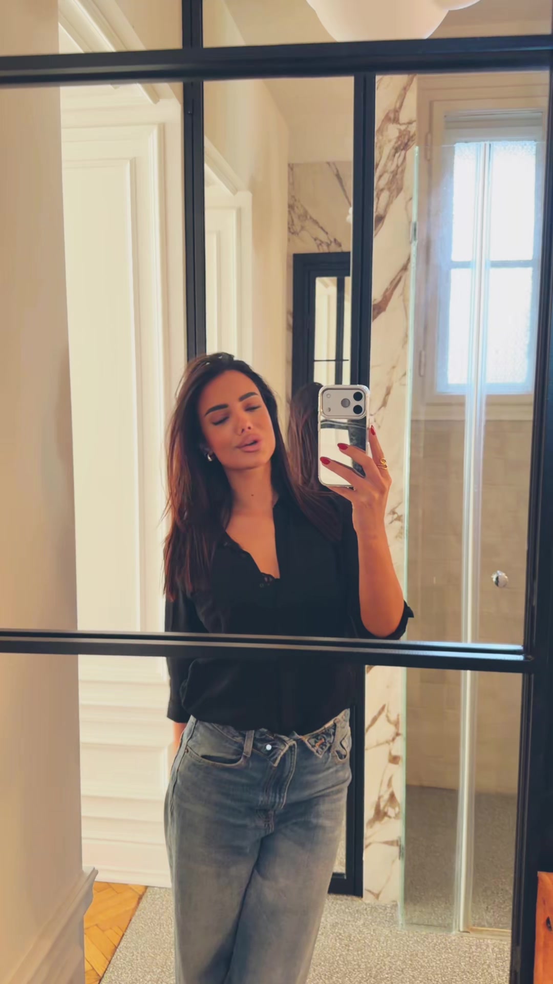 @lia_rakic