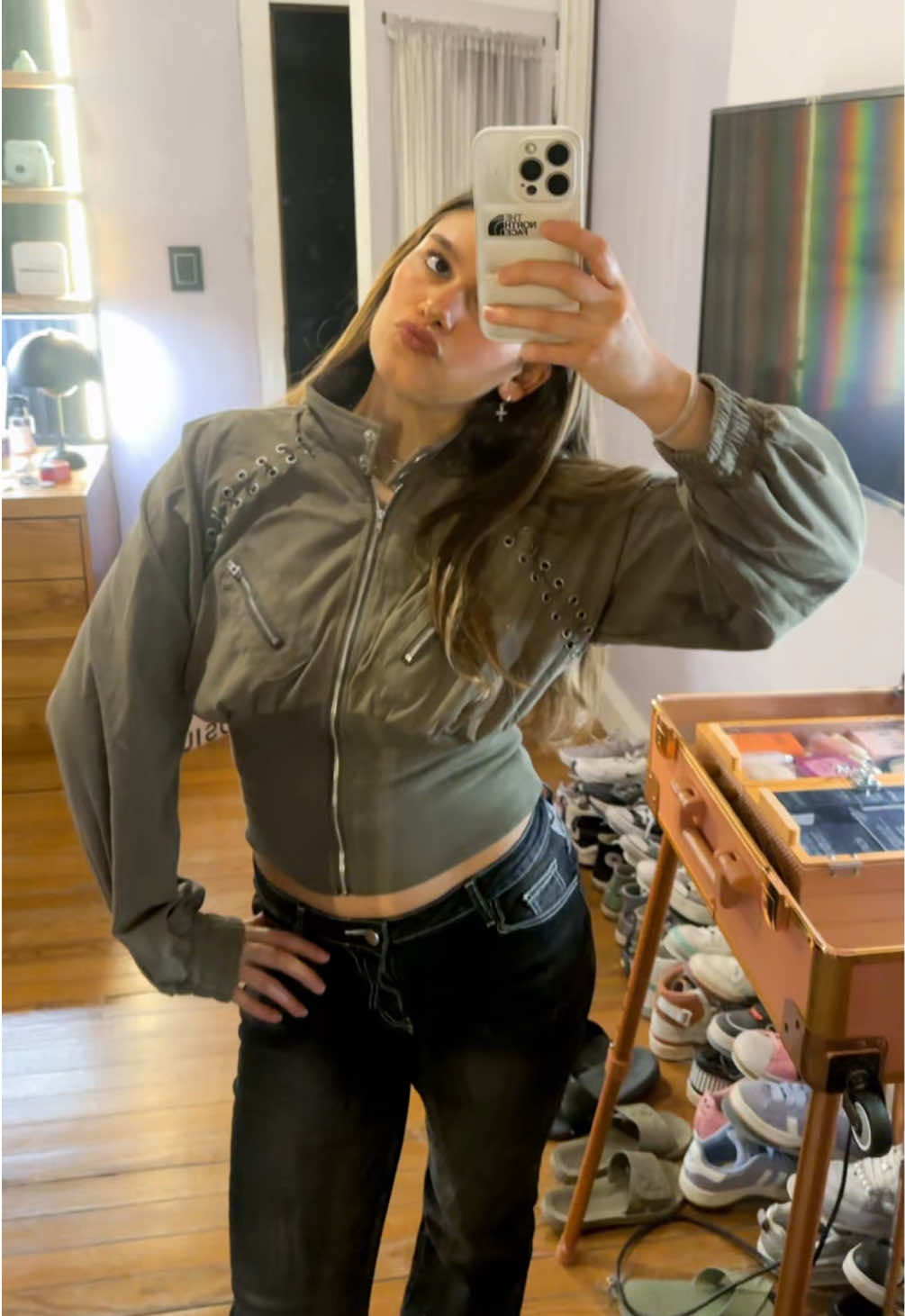 @vickkシ