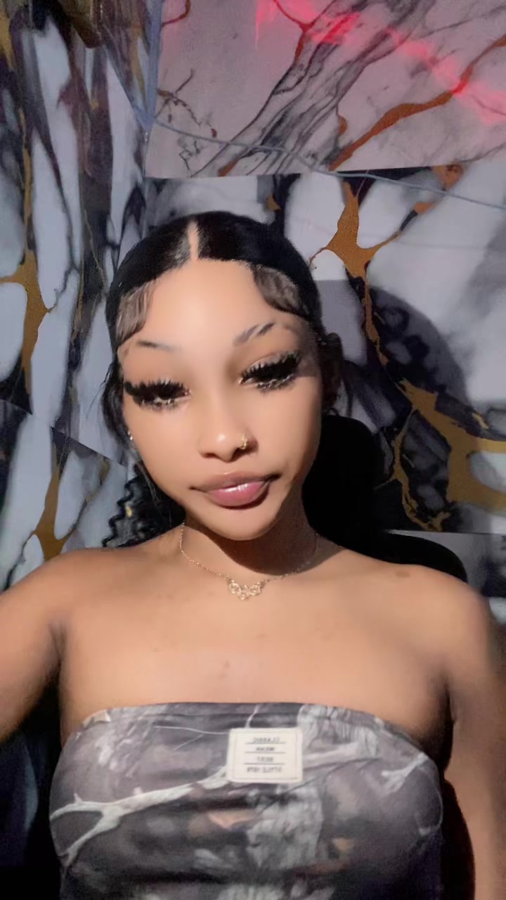 @Pretty_R🕷️
