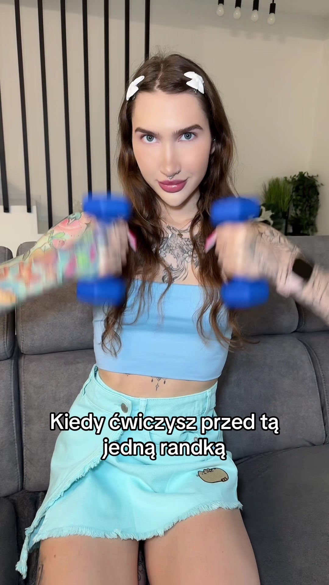 @Livia005