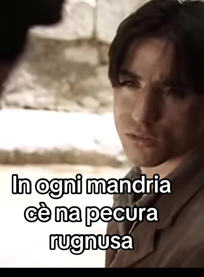 @Tot&ograve;ucurtu