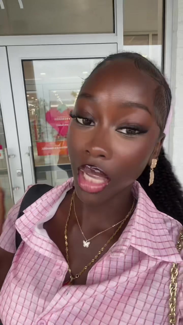 @hersheybae3