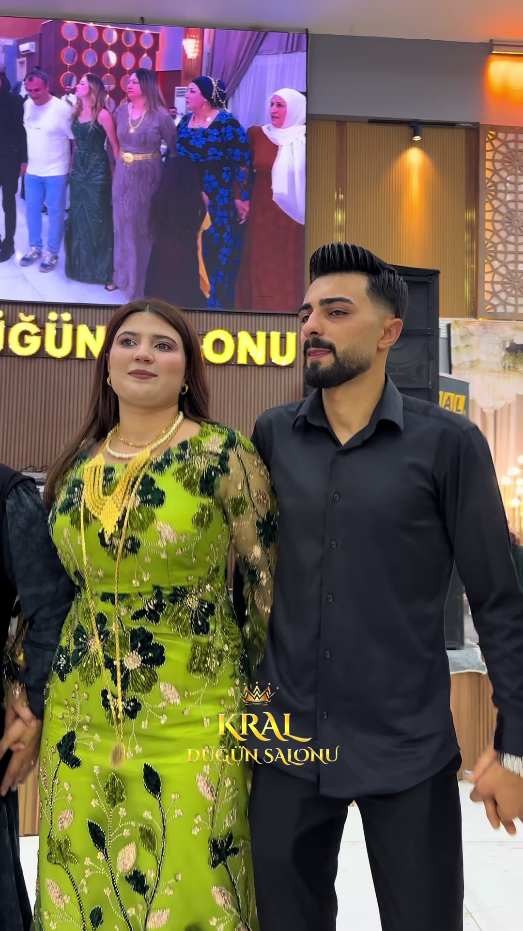 @KRAL D&Uuml;Ğ&Uuml;N SALONU