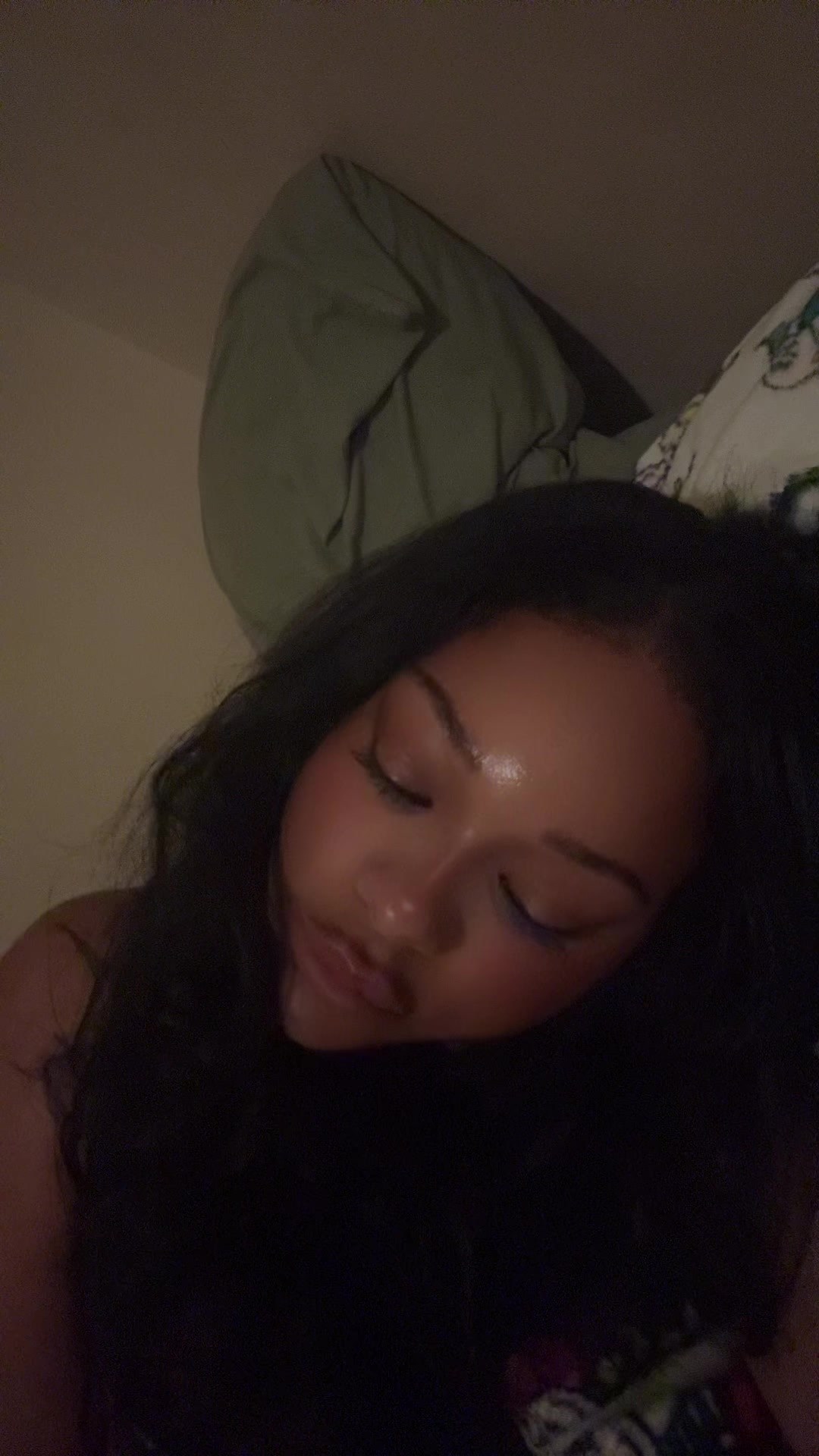 @girlnxtdoor