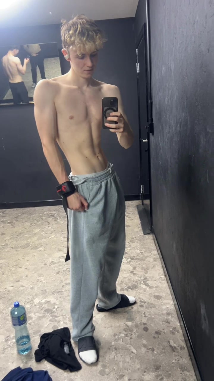 @zhallo
