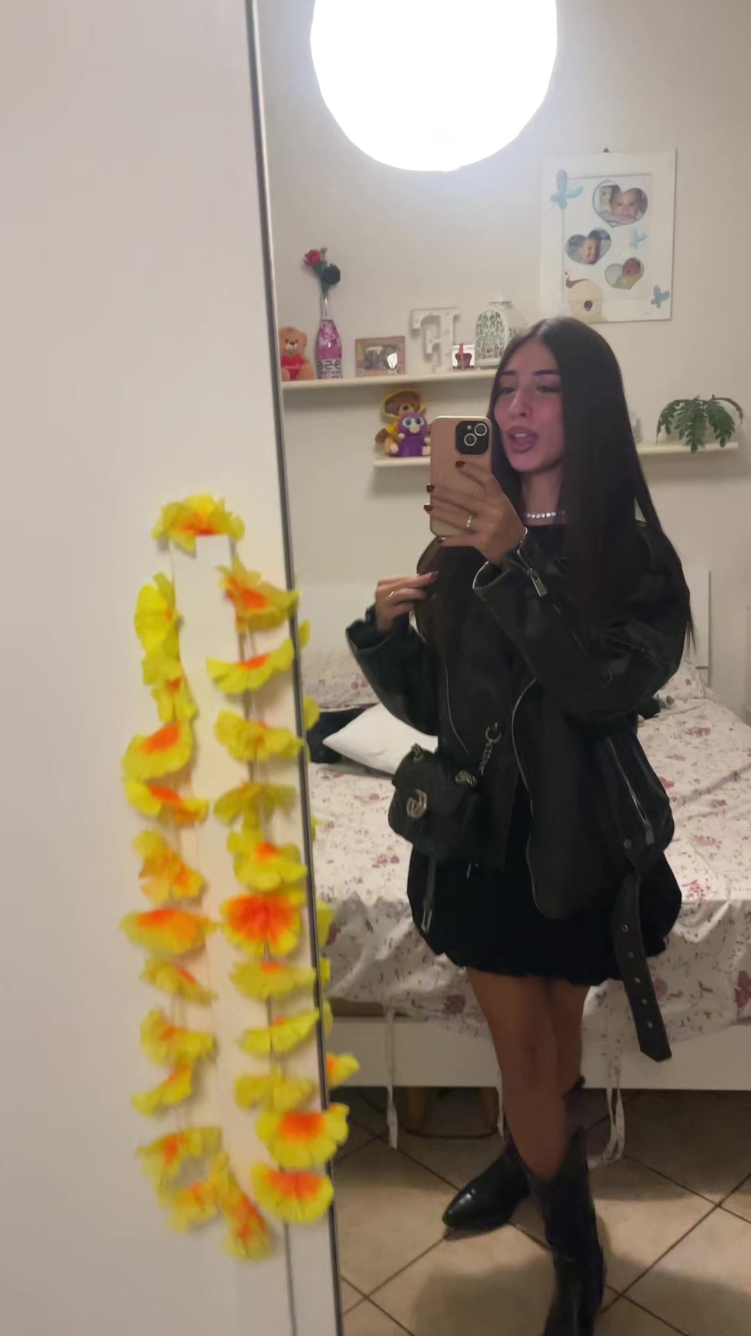 @Frizzii_