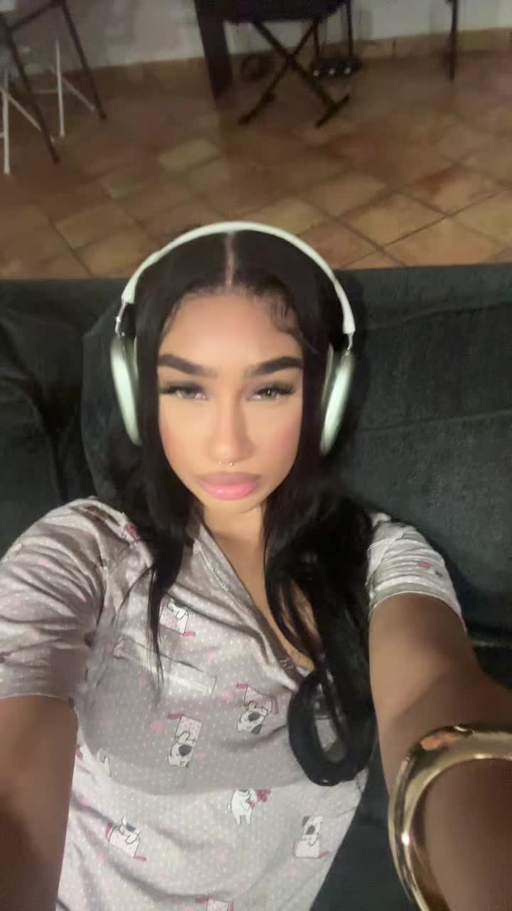 @Nylacakessss