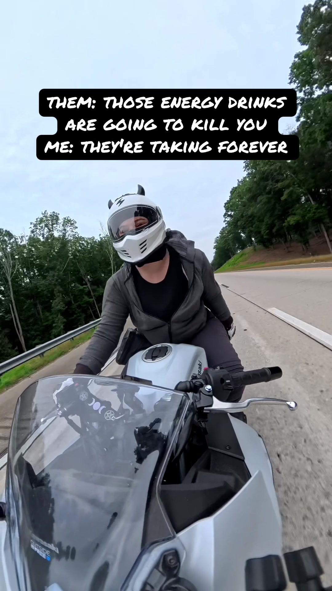 @MoonlitMoto
