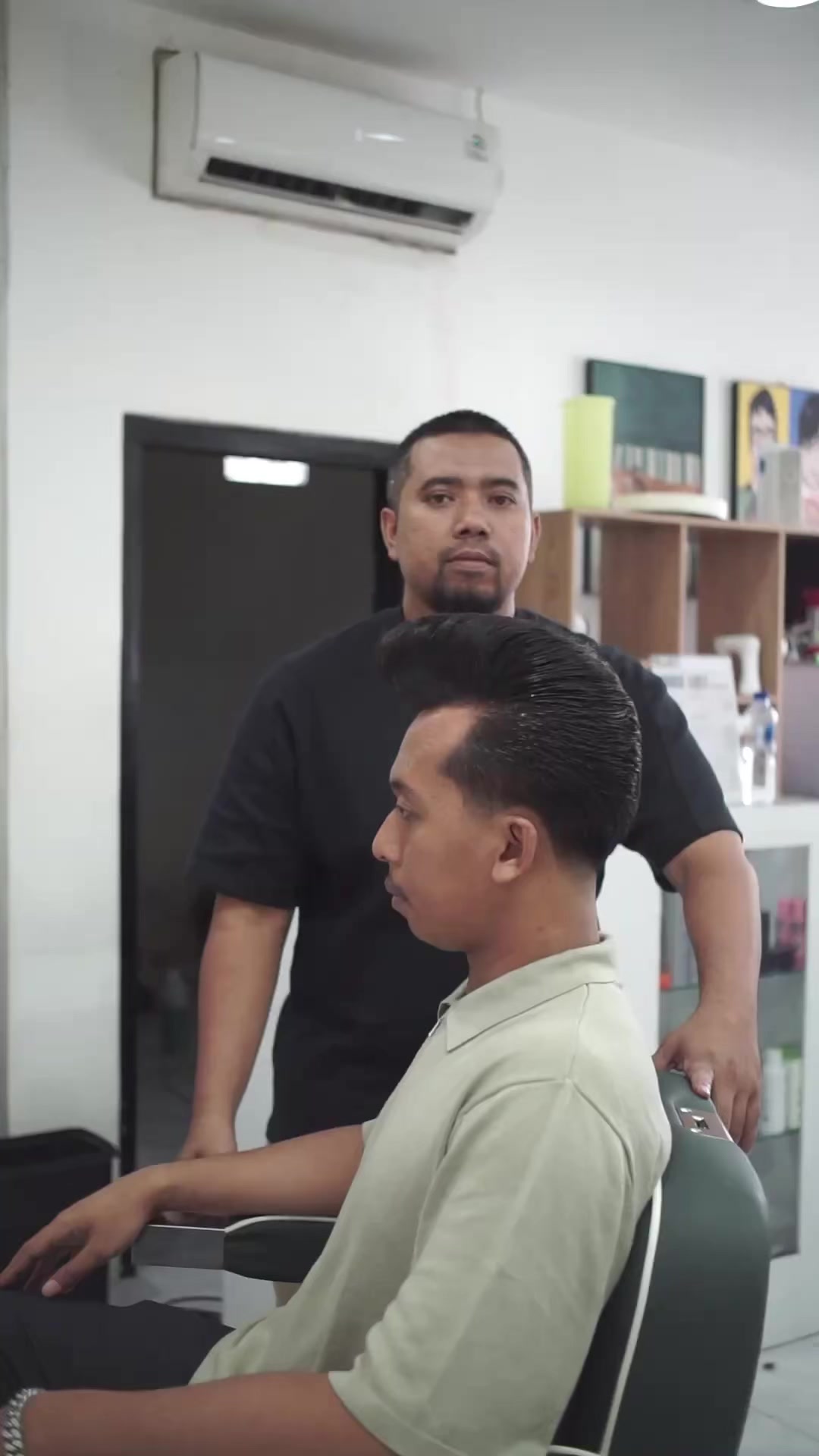 @chandra the barber
