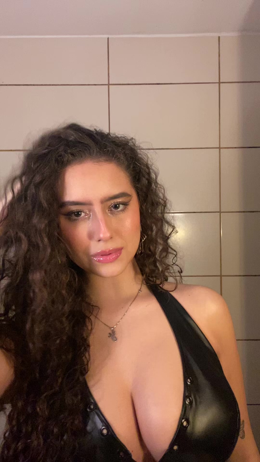 @yas