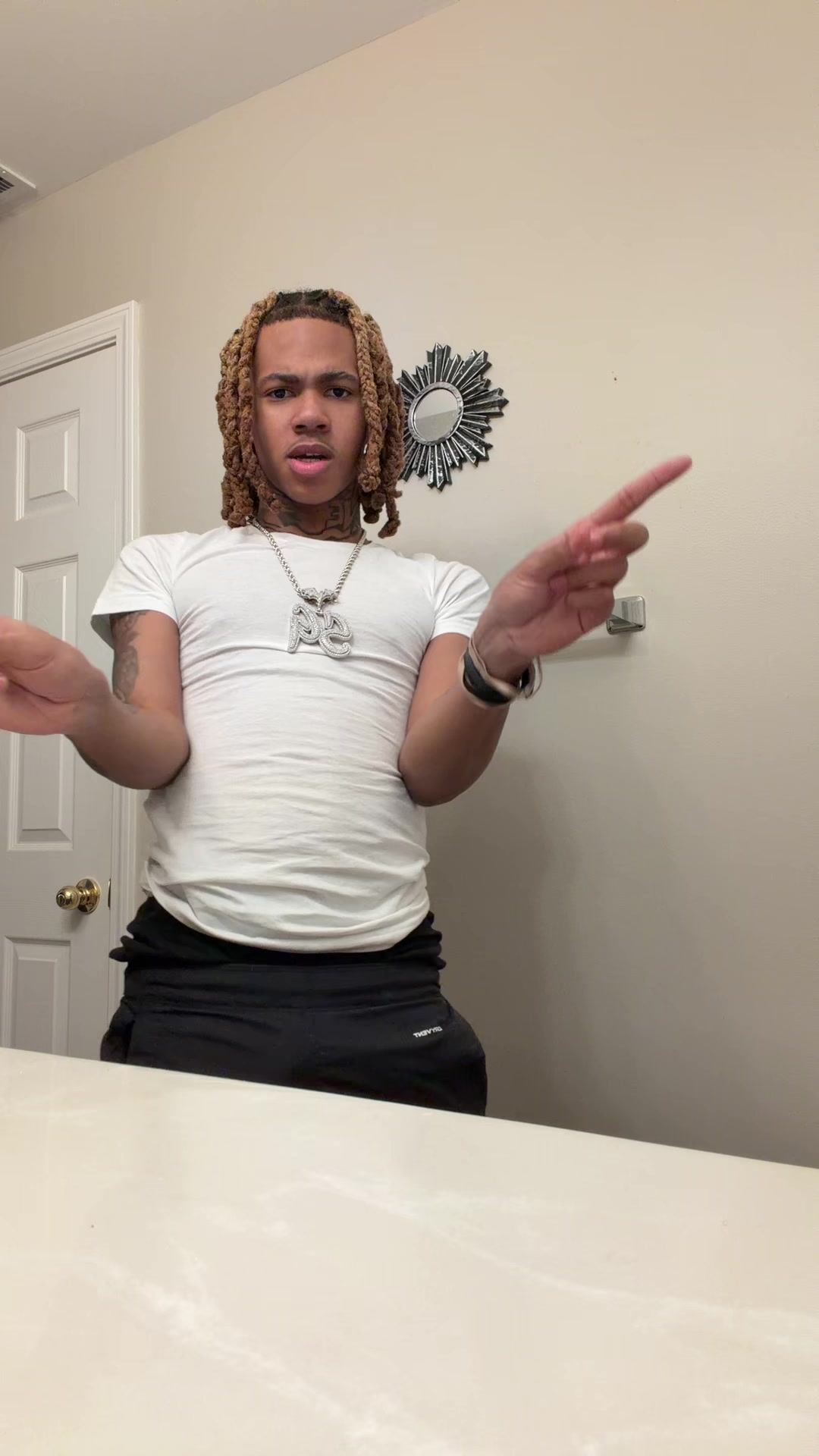 @Liltwin