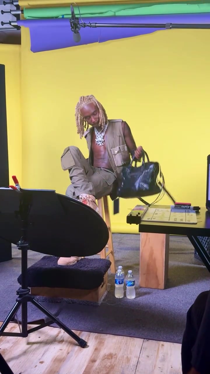 @thisnothimv