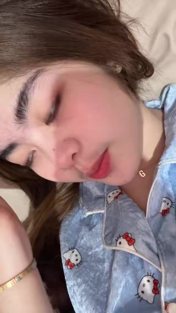 @gishellaa__