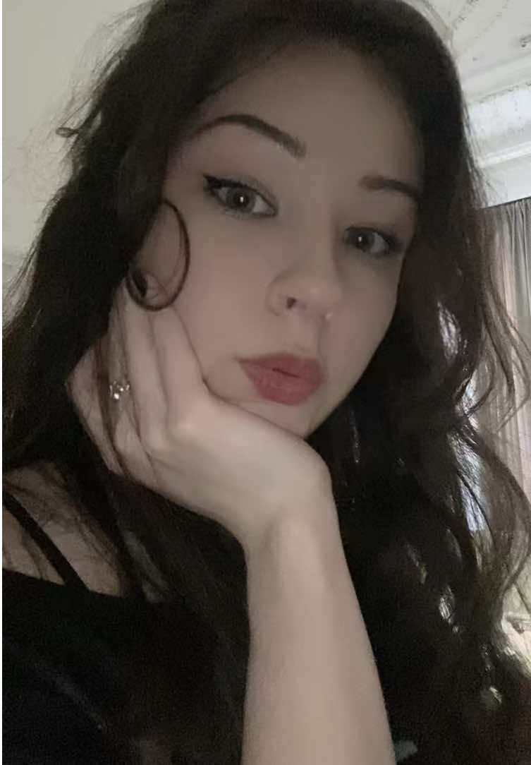 @асоциальная блядь