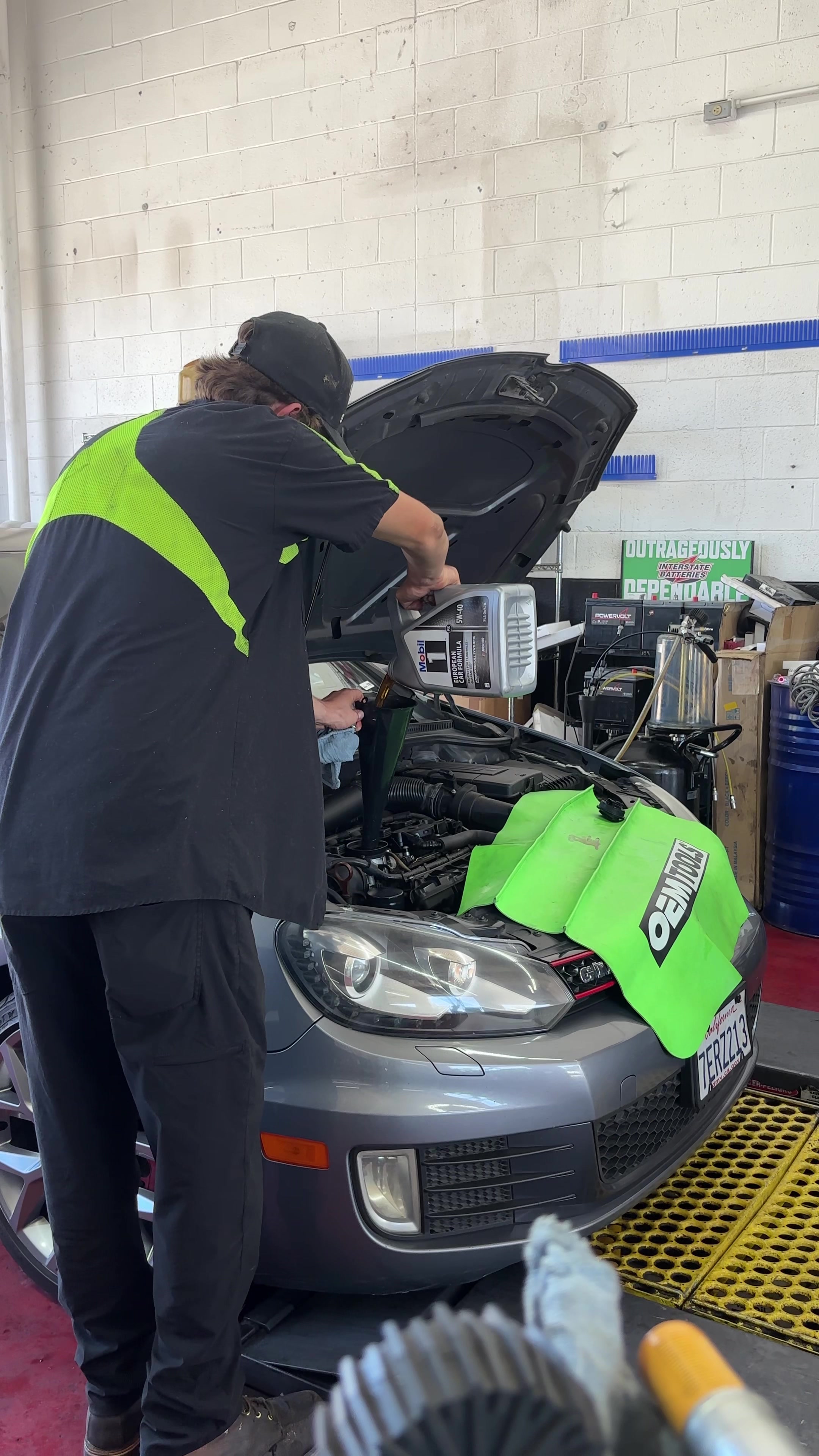 @EZLUBEOiLCHANGE