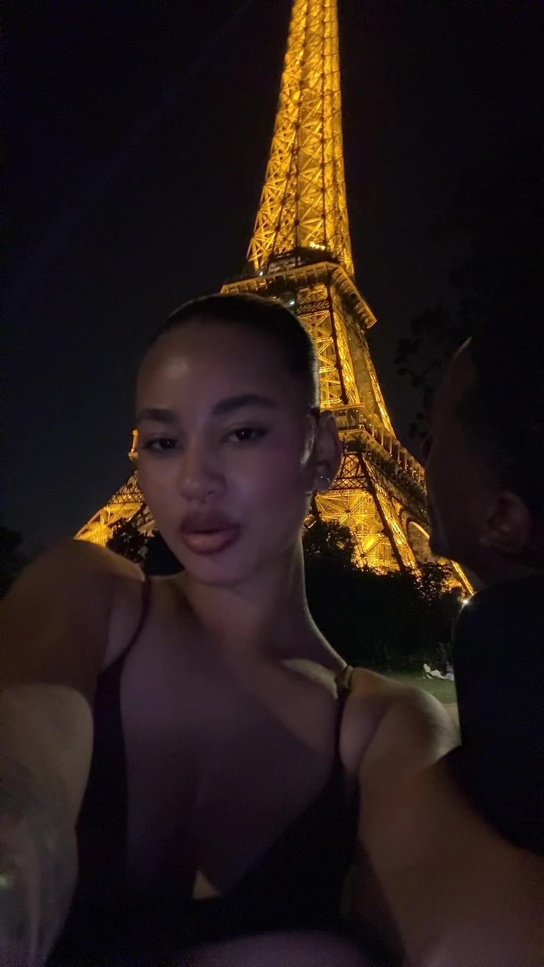@laylaelaisa_