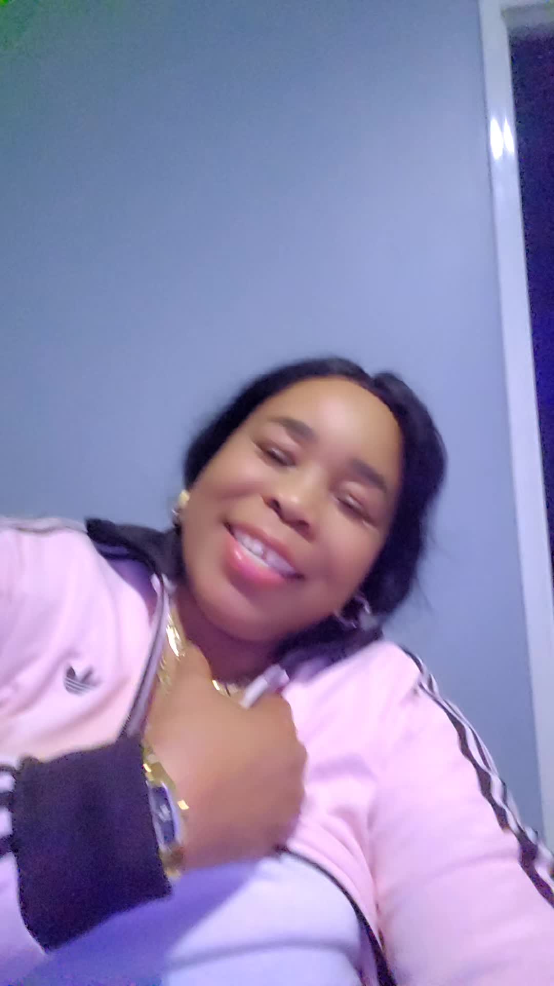 @Julia Bomongo mama ba gaulois