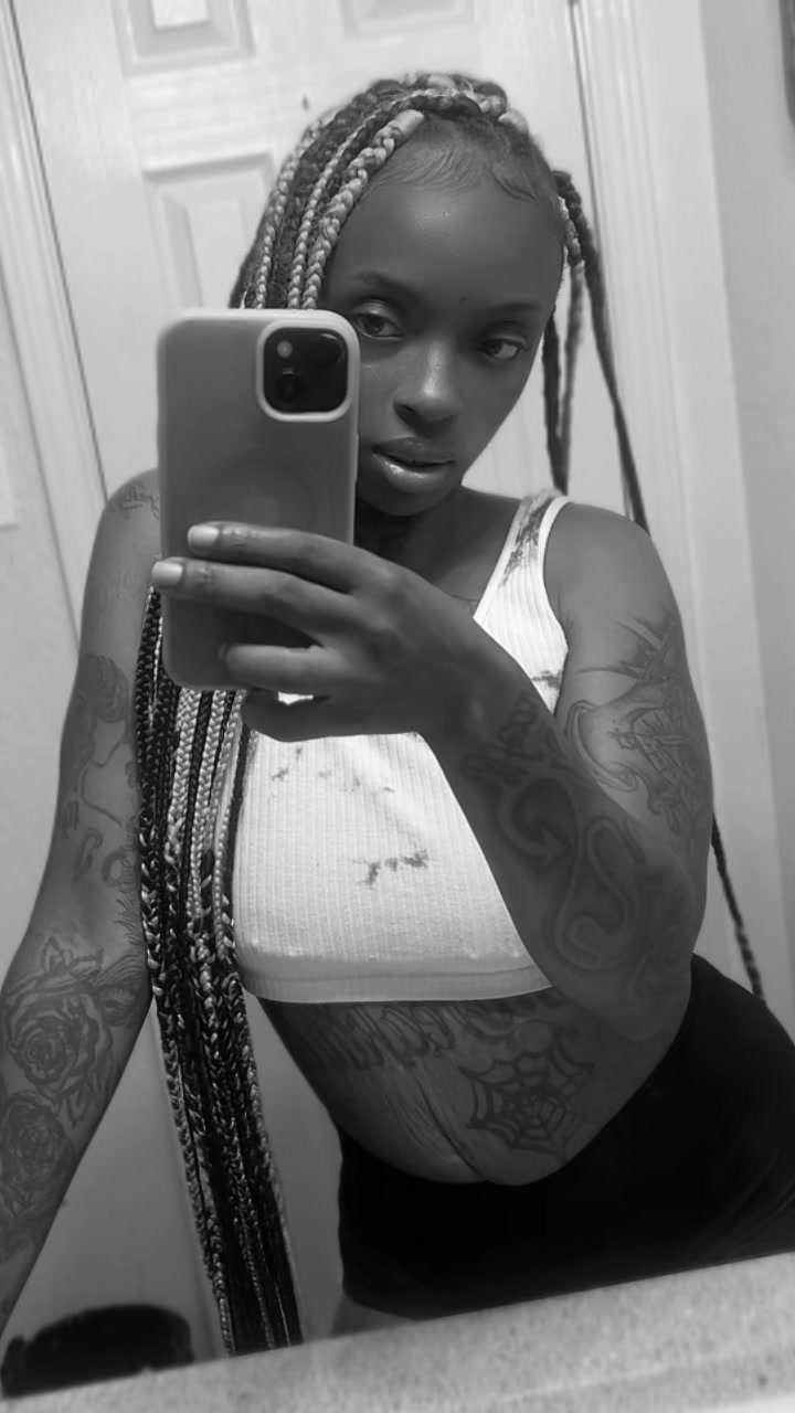 @PR3TTYFACE_DEE