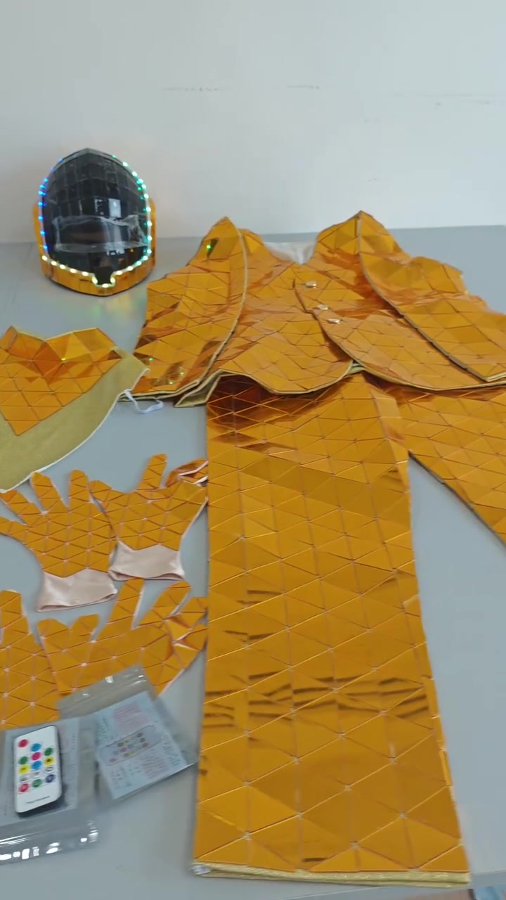 @vsledmirrorcostumes
