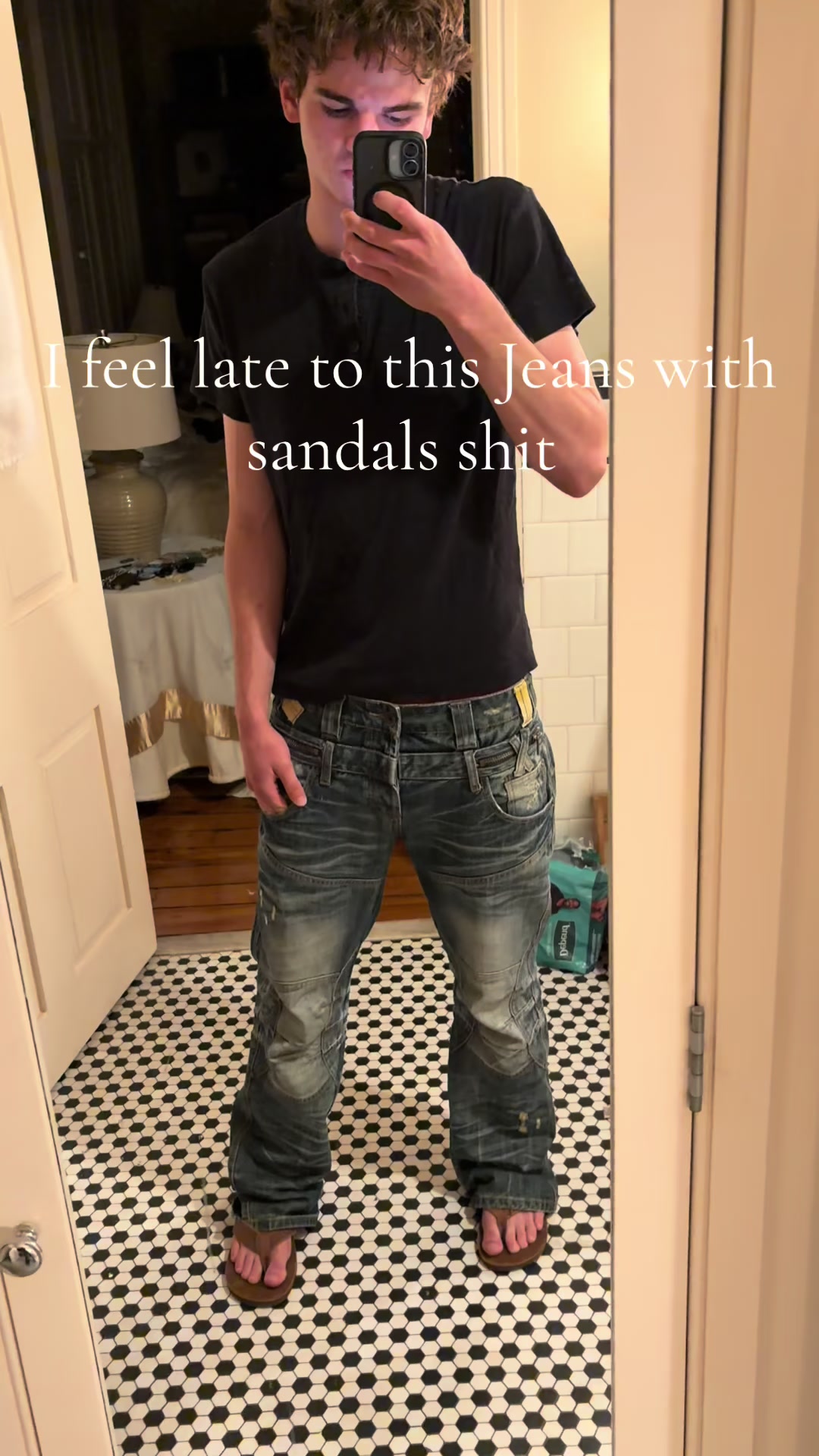 @_niwE_7002
