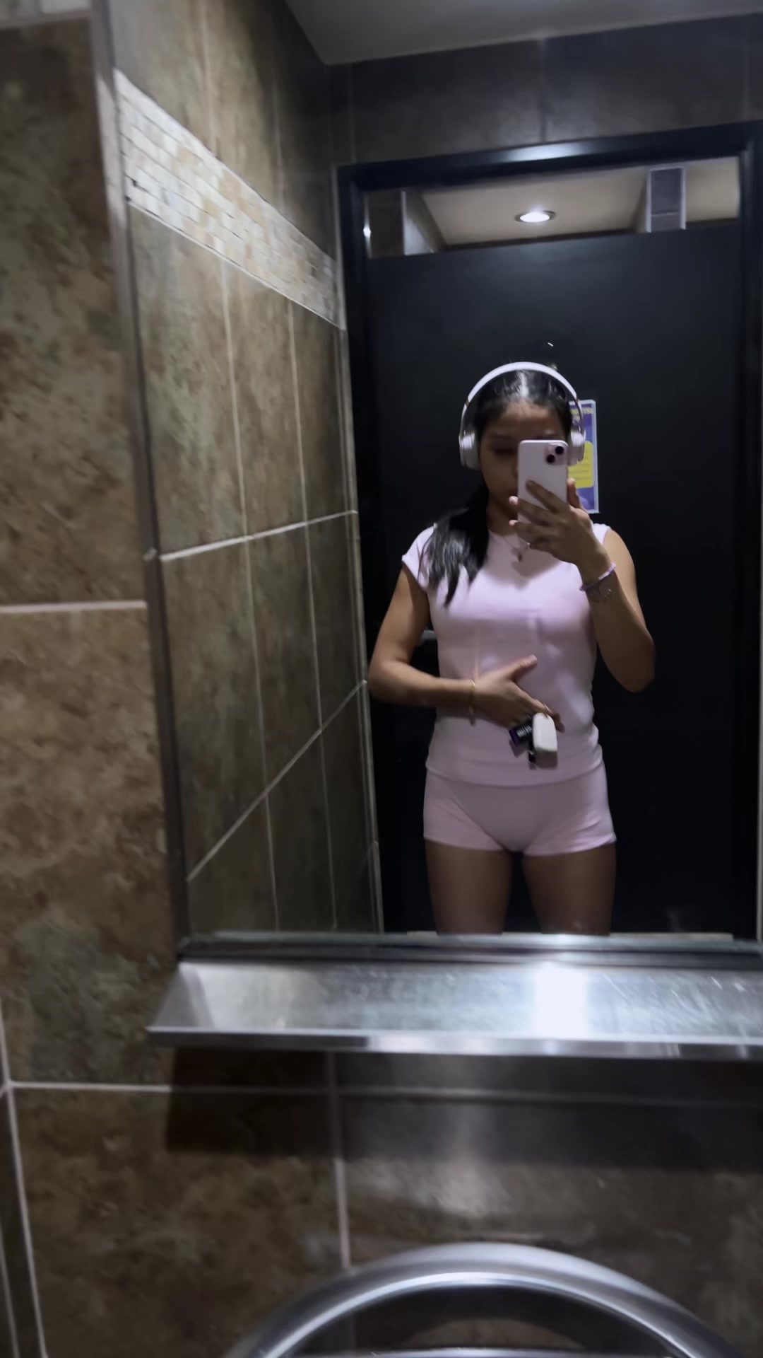 @Gabby👩&zwj;❤️&zwj;💋&zwj;👩