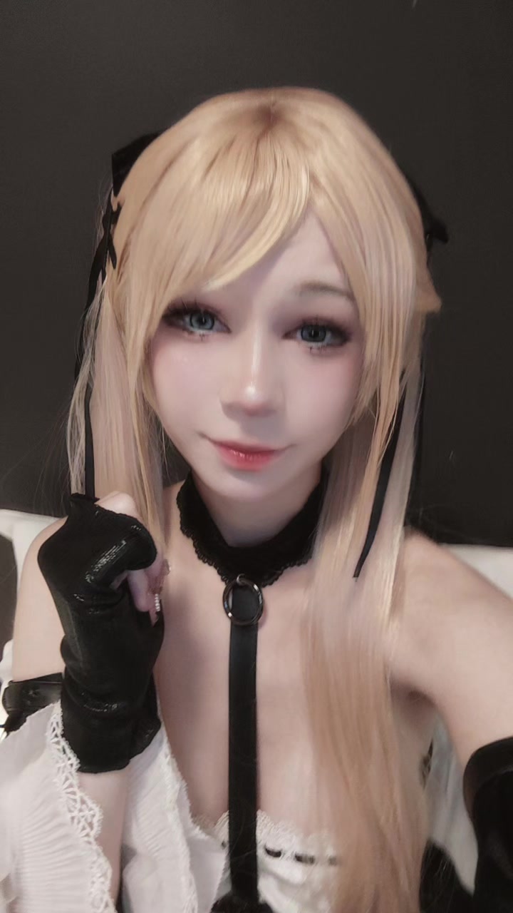 @Bella εꨄ︎з