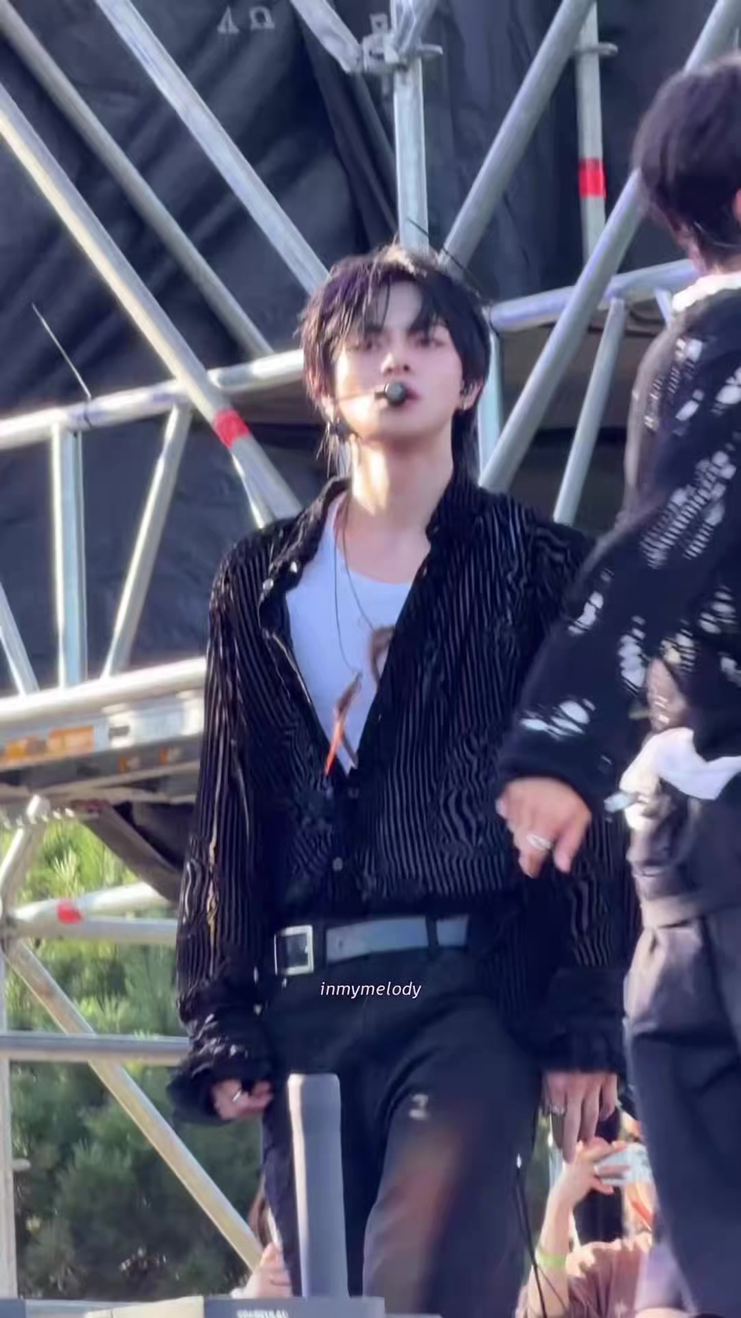 @Allyzwonie