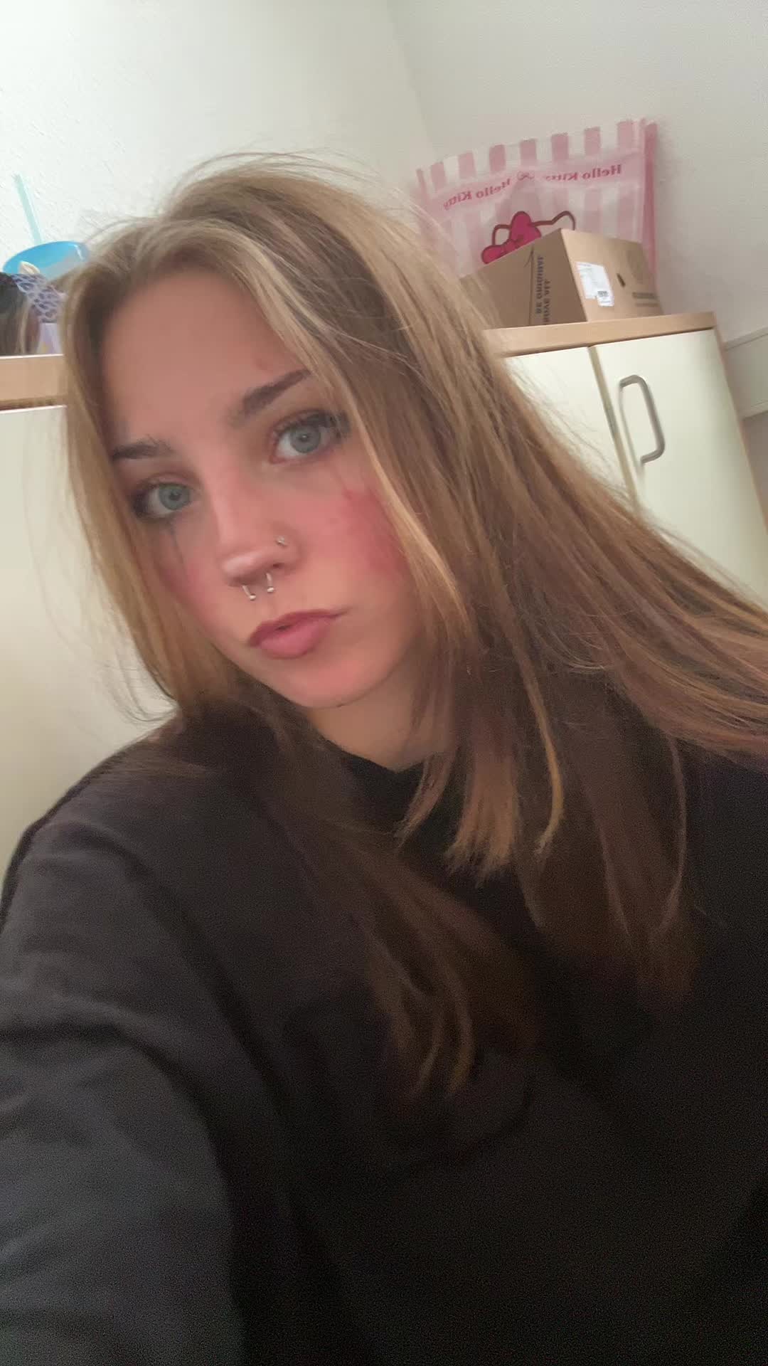 @𝓮𝓶𝓶𝓪 🎐💞