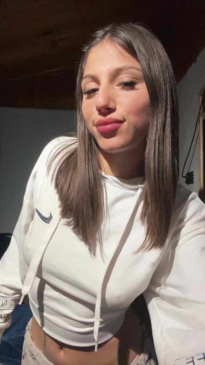 @🖤