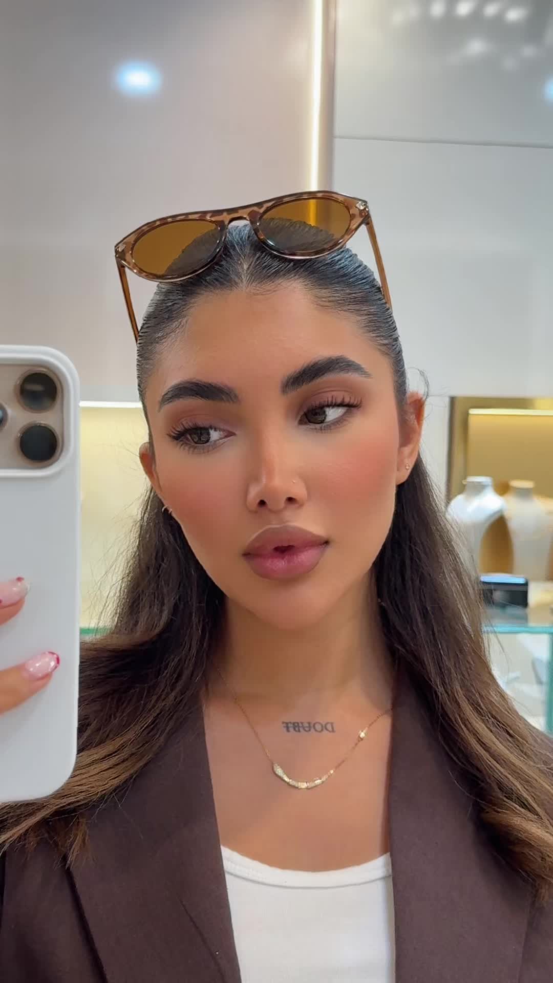 @yasna_moradi