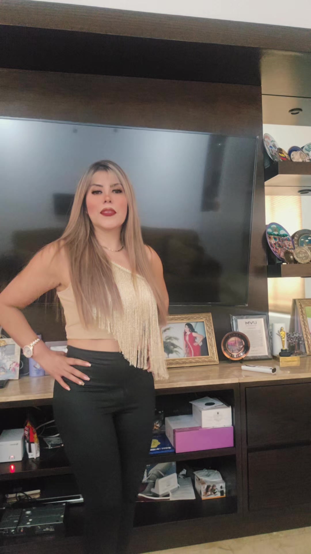 @vero villanueva