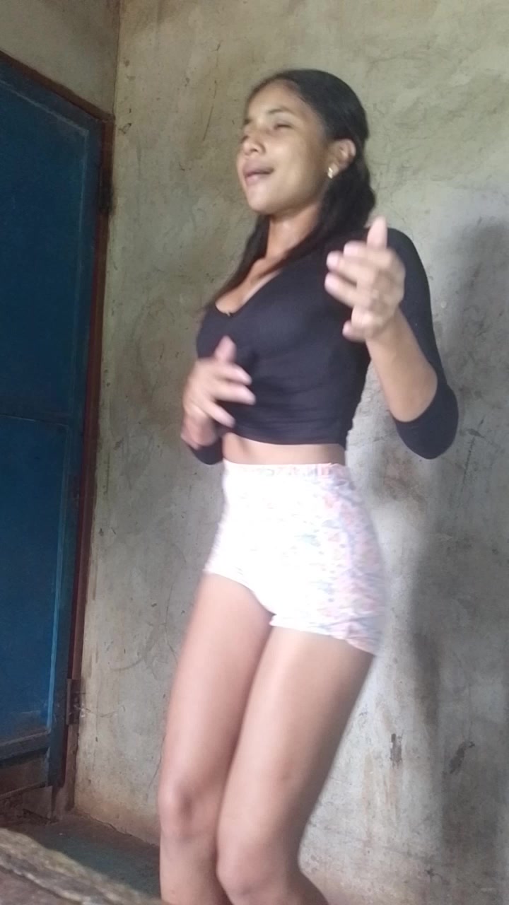 @👑La Peque&ntilde;a👑