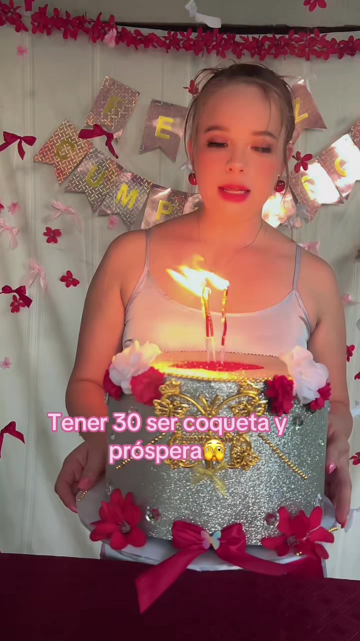 @Jaquelinegarcialara