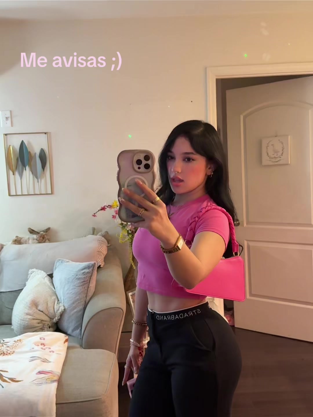 @Camila Luna