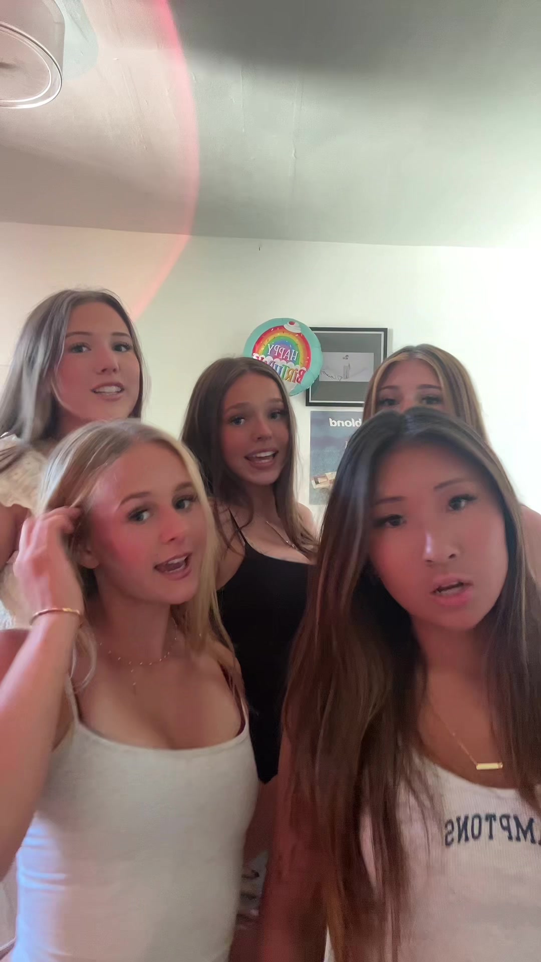 @😝