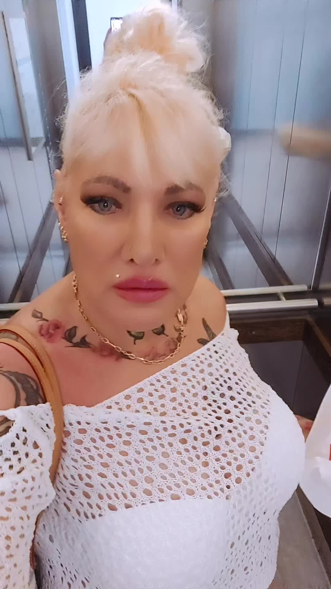 @Barbi 🇩🇪😉🇵🇱