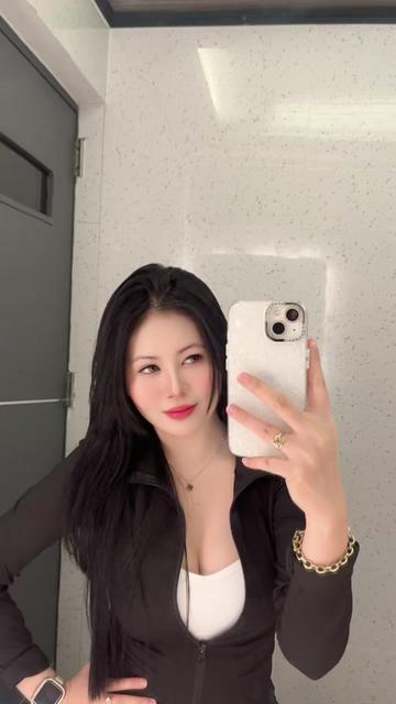 @urhotLove