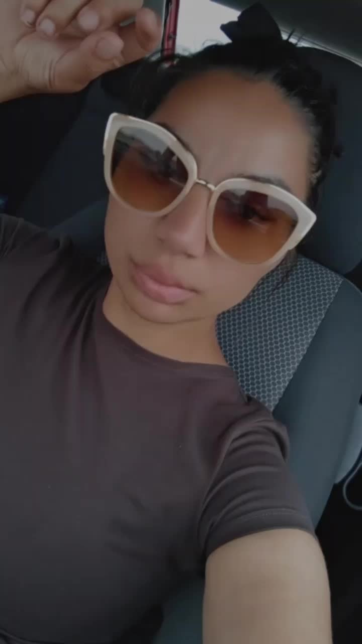 @Andreea Simon