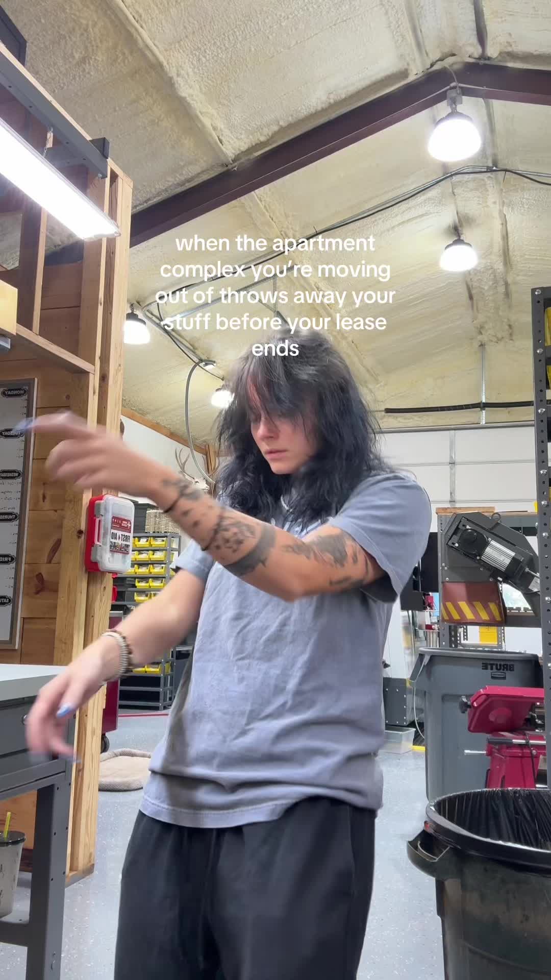 @Julia Fox