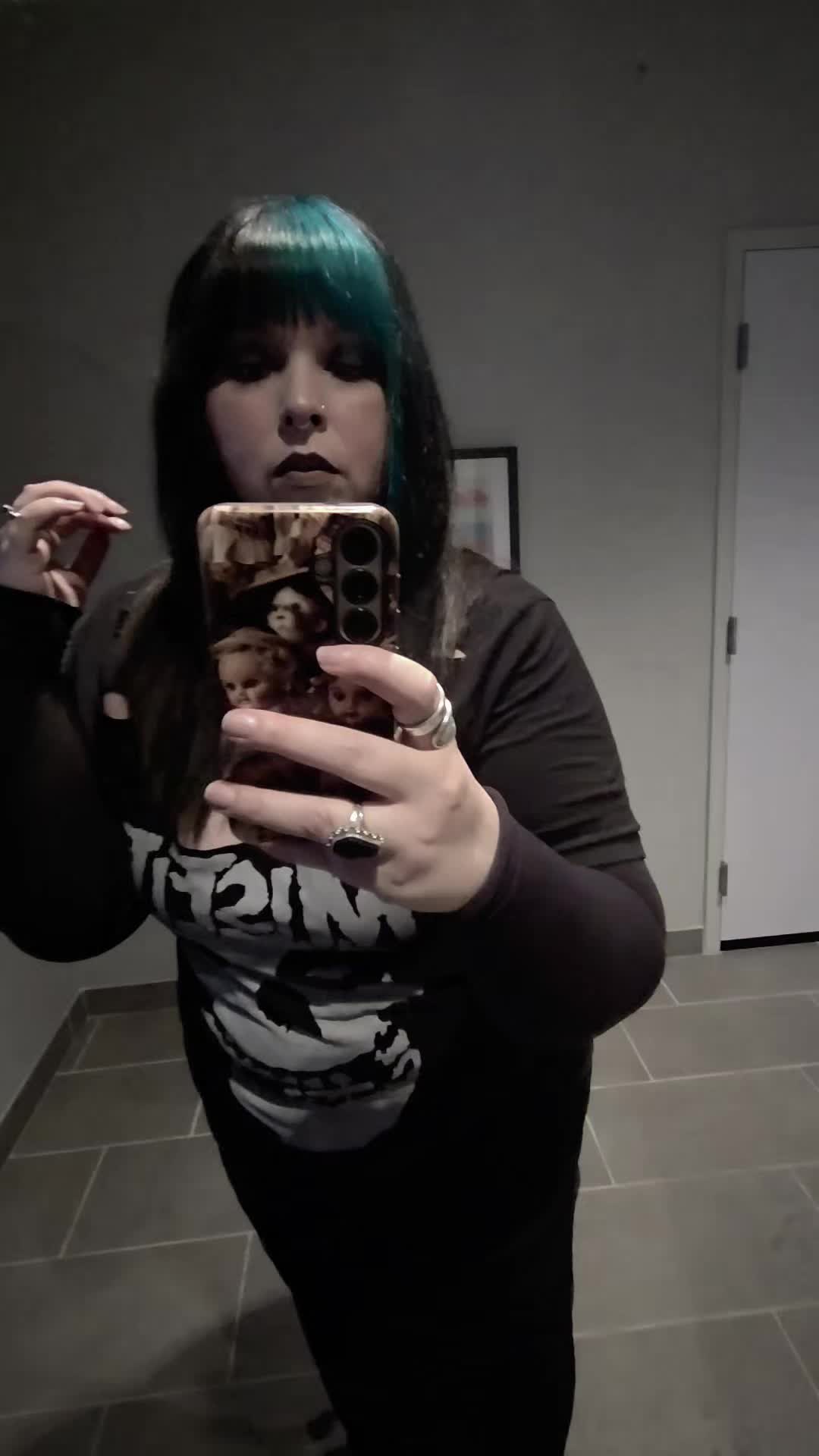 @Halloweenghoul31🎃