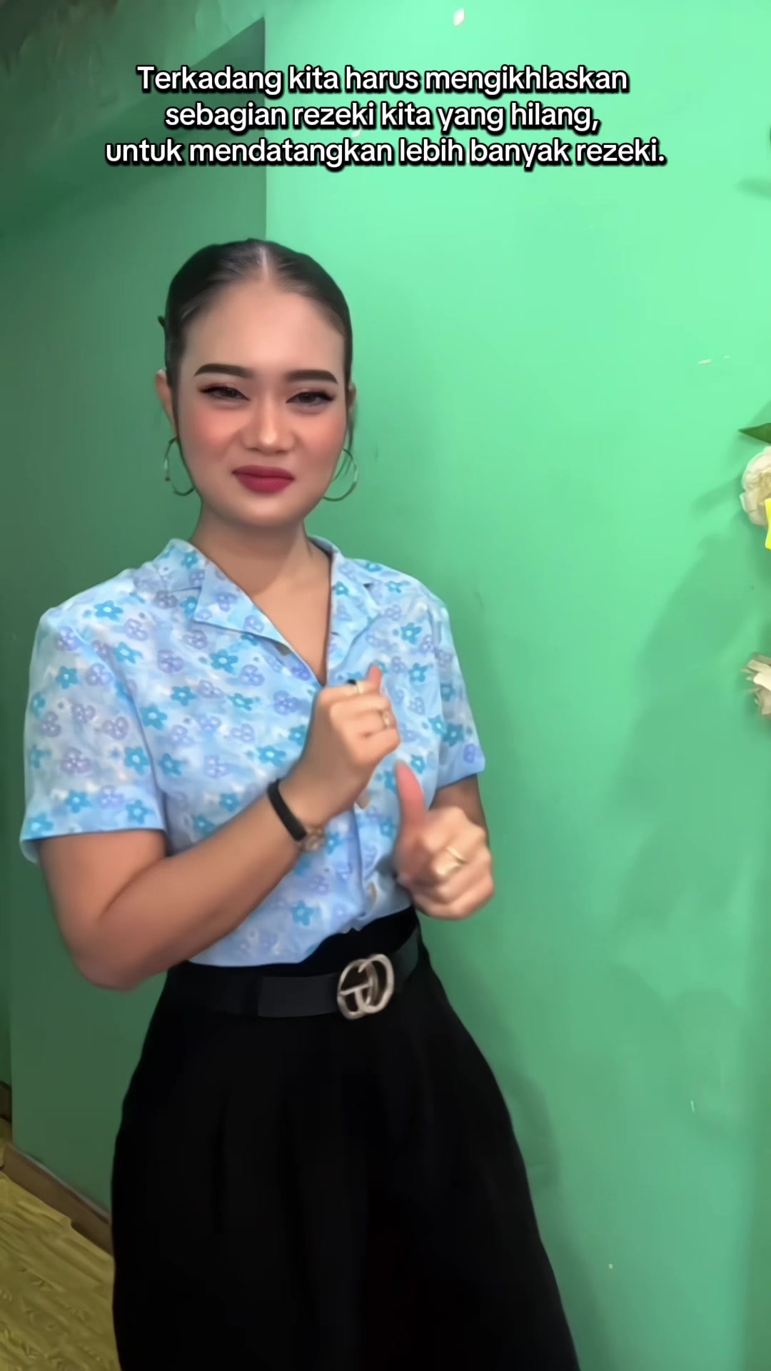 @𝑹𝒆𝒏𝒚 𝑩𝒂𝒆𝒉𝒂𝒒𝒖𝒆