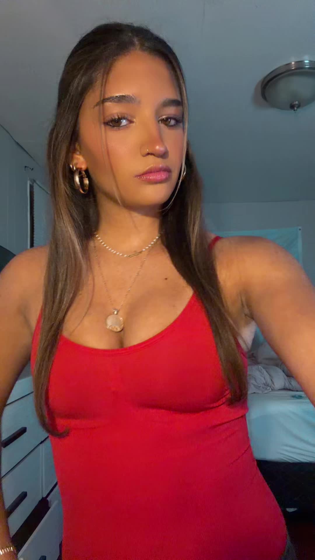 @notlillian