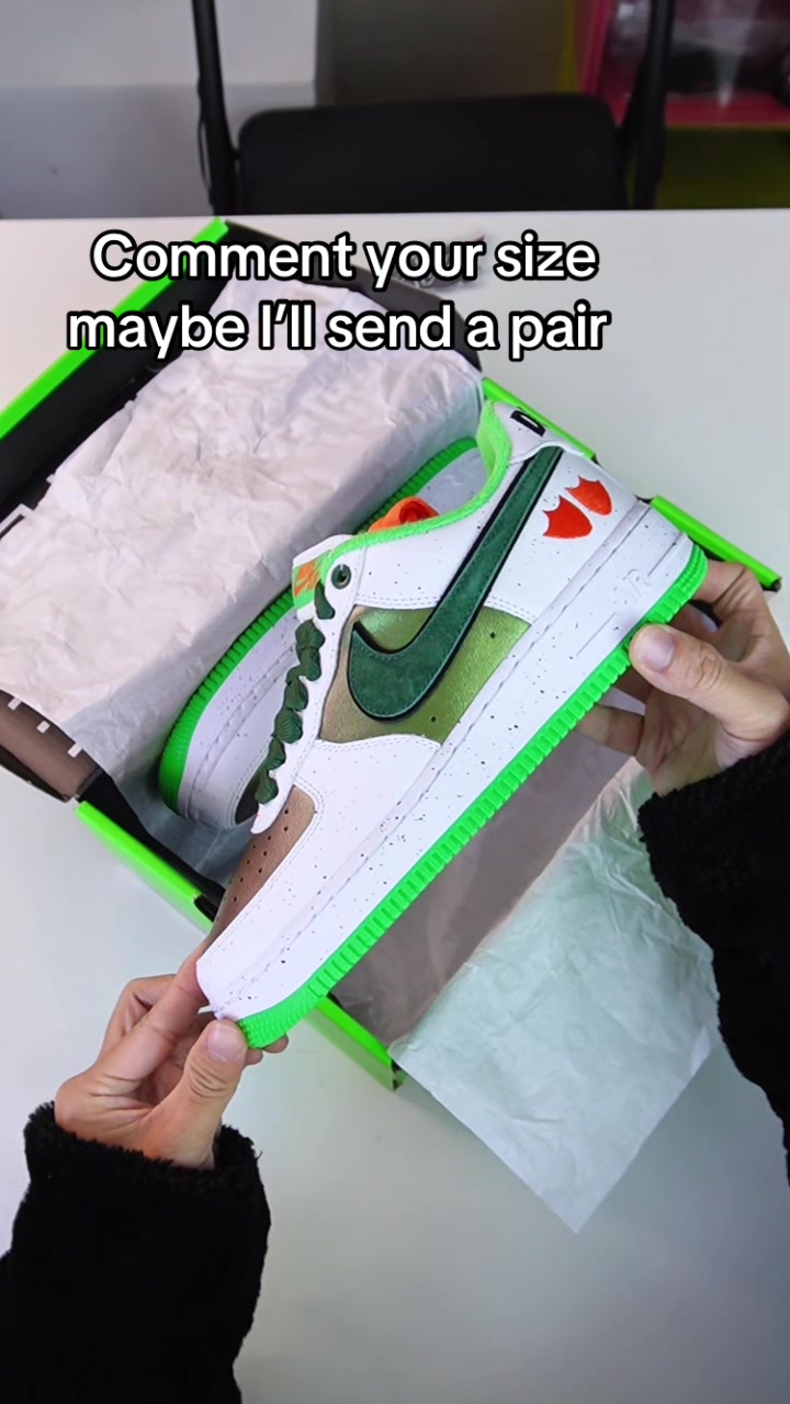 @Sneakerfactory