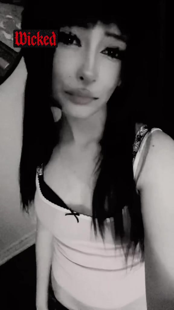 @^^